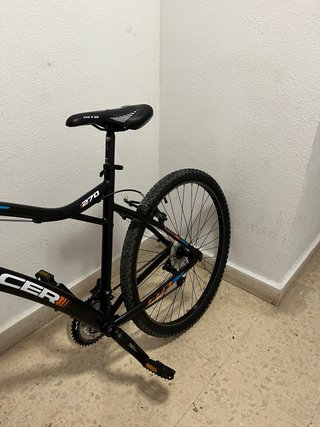 Bicicleta de montaña Racer 270