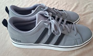 Zapatillas Adidas VS Pace Talla 46 seminuevas