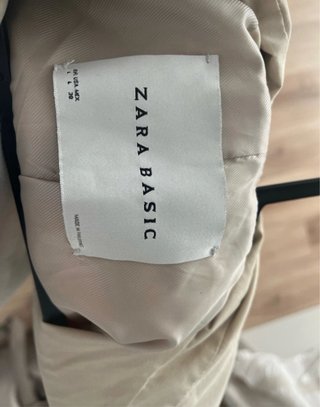 Gabardina Zara Beige Talla L Ligera
