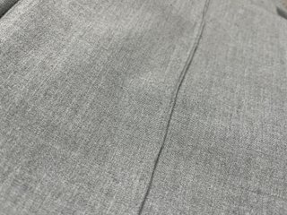 Pantalón de vestir gris elástico