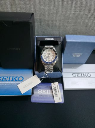 Reloj Seiko Automático GMT SKX