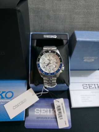 Reloj Seiko Automático GMT SKX