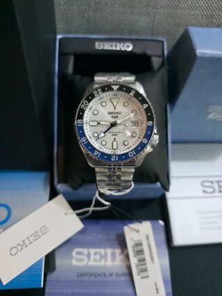 Reloj Seiko Automático GMT SKX