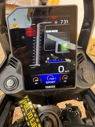 Yamaha Ténéré 700 Frozen Titanio 2025