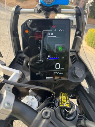 Yamaha Ténéré 700 Frozen Titanio 2025
