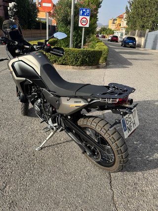 Yamaha Ténéré 700 Frozen Titanio 2025