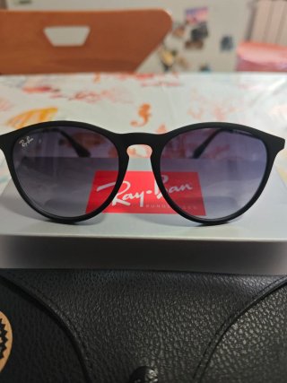 Occhiali da sole Ray-Ban Chris neri