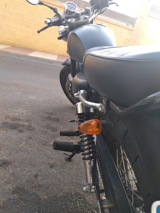 Mash Seventy Five 125cc Negra