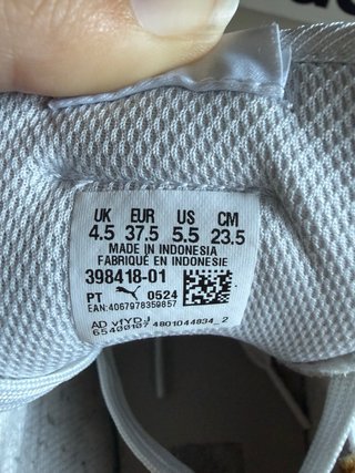 Deportivas Puma Blancas y mostaza