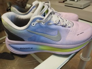 Nike Vomero 18 Zapatillas Running Azul Rosa