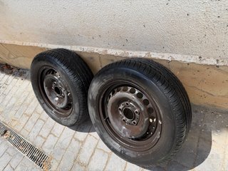 Llantas BMW E36 con neumáticos