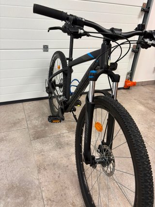 Bici ROCKRIDER ST520 Negra/Azul