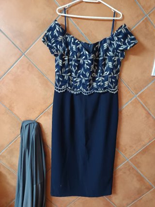 Vestido de fiesta azul y dorado