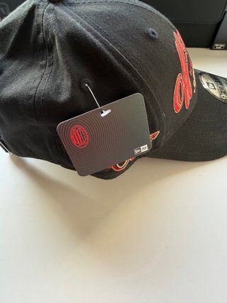 Gorra New Era x Off-White x AC Milan Negra