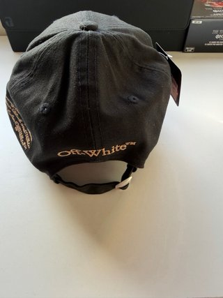 Gorra New Era x Off-White x AC Milan Negra