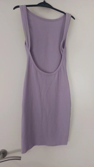 Vestido mini morado ajustado