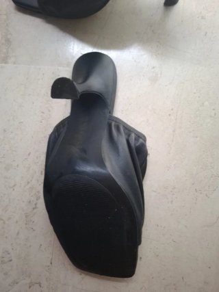 Sandalias Mango tacón negras