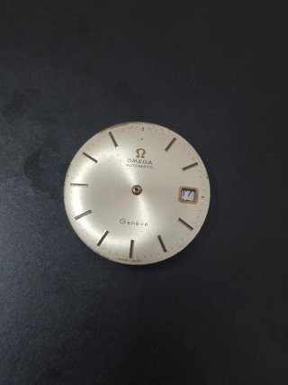 Calibre Omega 565