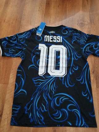Camiseta Talla M Negra y Azul