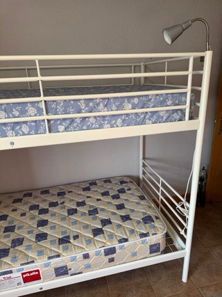 Litera blanca 90x200 con 2 colchones