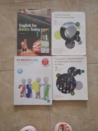 Lote 4 Libros FP Básica Inglés Telecomunic.