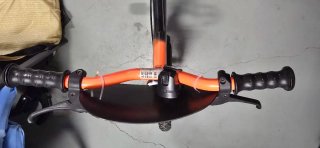 Bicicleta infantil con ruedines