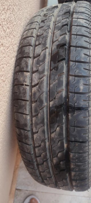 Neumáticos con llanta 175/65/14-82T