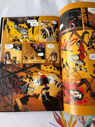 THE UMBRELLA ACADEMY 1: SUITE APOCALÍPTICA
