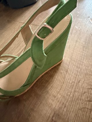 Sandalias Antonio Verdes Flores