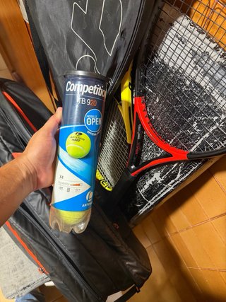 Raqueta Tenis Artengo TR990 + Babolat Aero G