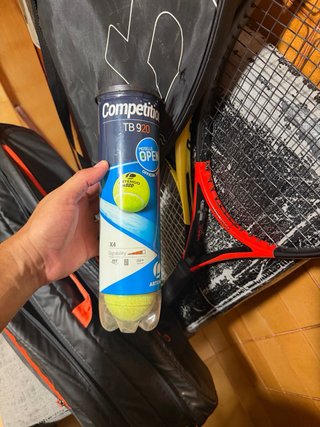 Raqueta Tenis Artengo TR990 + Babolat Aero G