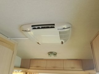 Caravana Adria 390 - 775kg
