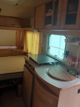 Caravana Adria 390 - 775kg