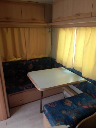 Caravana Adria 390 - 775kg