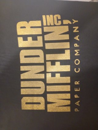 Sudadera Dunder Mifflin Inc. Negra