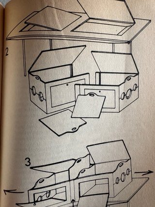 Libro antiguo sobre trucos de magia profesionales