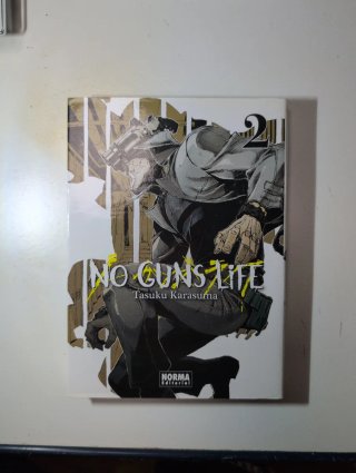 Tomos 1, 2 y 3 de No Guns Life