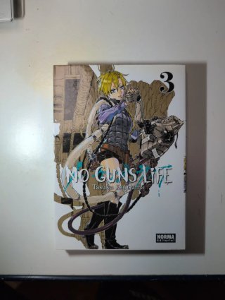 Tomos 1, 2 y 3 de No Guns Life