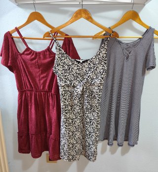 Lote 3 Vestidos y falda verano Talla M