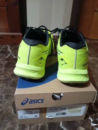 Asics FujiSpeed 3 Talla 42.5
