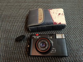 Lote 4 Fotocamere Fotografiche Vintage: Pentax, Fuji, Nikon, Olympus