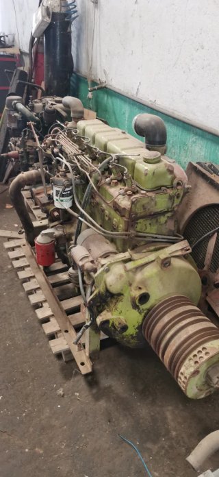Motor Perkins 110cv +radiador