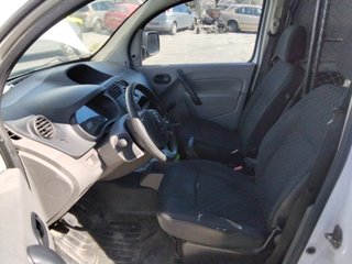 1899925 renault 8200436678 paragolpes del kangoo
