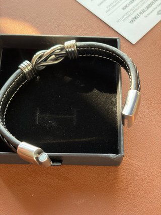 Pulsera de cuero negra para hombre