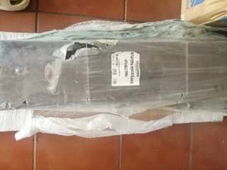 Estanterías y baldas de madera y plástico