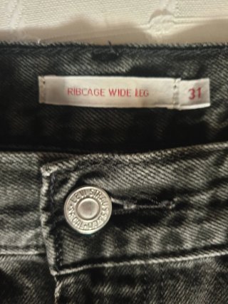 Pantalón vaquero Levi's ancho mujer Talla 31.