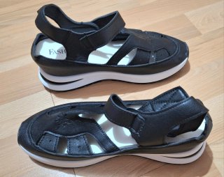 Sandalias negras plataforma cámara aire 38