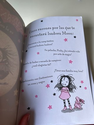 Primer Libro Isadora Moon va al colegio