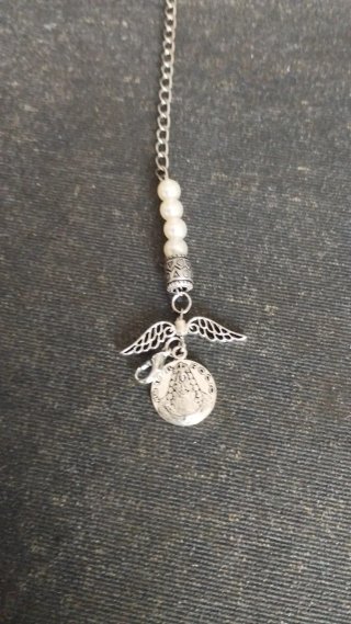 Abaniquero Virgen del Rocío Plata Perlas se ven y