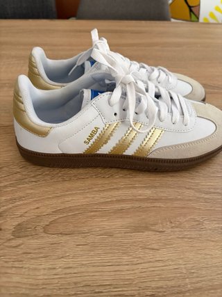 Adidas Samba Mujer Blanco y Dorado